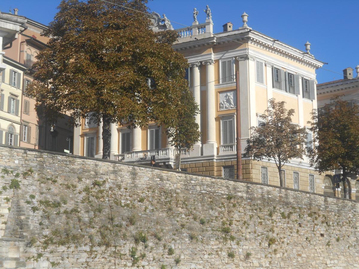 La Maison Des Artistes Bergamo Buitenkant foto