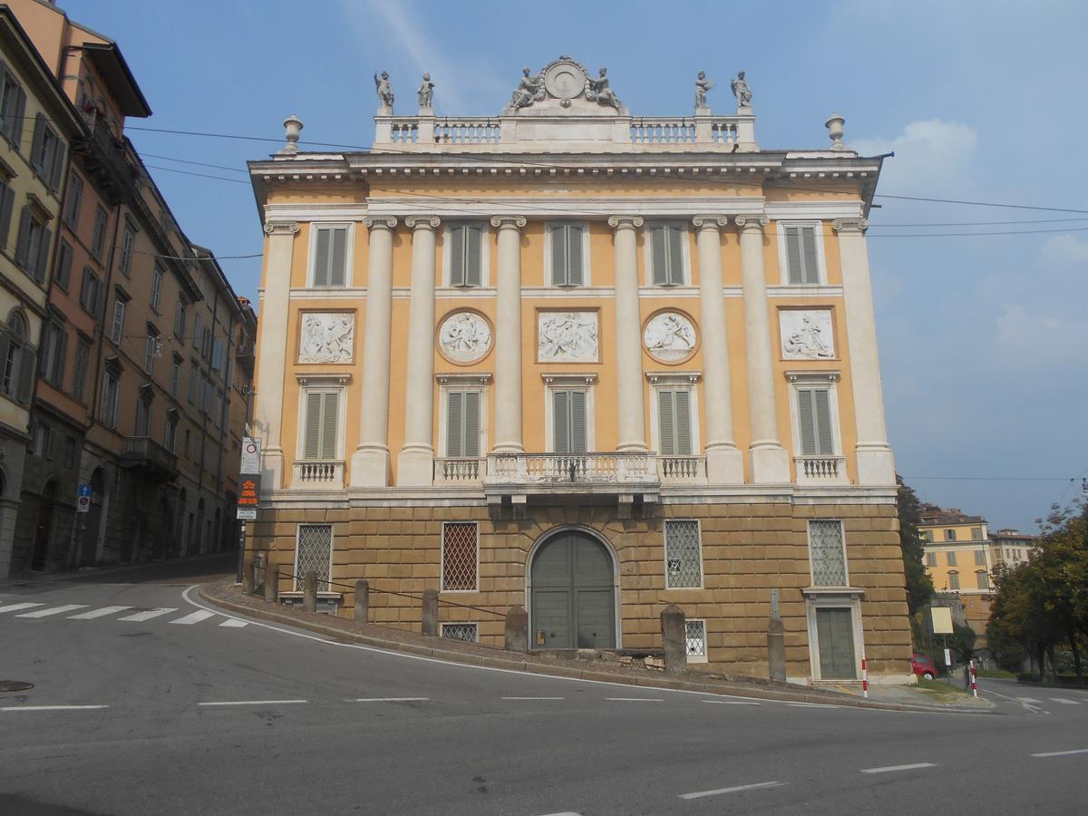 La Maison Des Artistes Bergamo Buitenkant foto